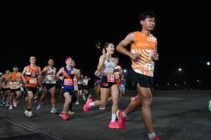 BIB: 210
                            <button type="button" onclick="openModal(22860586)" class="btn btn-primary btn-sm float-right btn-popup" data-toggle="modal" data-target=".modal-high-quality">
                        <i class="fas fa-shopping-cart"></i> Add to Cart
                    </button>
                                            <button type="button" onclick="isThisMe(22860586, true)" class="btn btn-success btn-sm float-right btn-popup btn-isme hidden" data-toggle="tooltip" data-placement="bottom" title="นี่คือรูปของคุณใช่ไหม คลิกที่นี่เพื่อเอาเข้าอัลบั้ม">
                        <i class="fas fa-plus"></i> Add to album
                    </button>
                    <button type="button" onclick="isThisMe(22860586, false)" class="btn btn-warning btn-sm float-right btn-popup btn-isnotme hidden">
                        <i class="fas fa-ban"></i> Remove from album
                    </button>